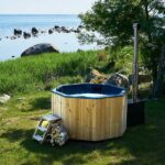 photo 3 octagonal hot tub 7 persons octa