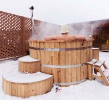 Pic Advantages and disadvantages of wood hot tub