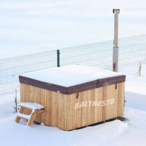 pic wood-fired-hot-tub-winter-2