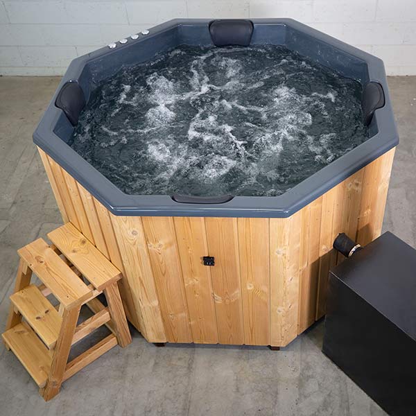 photo 5 in stock wood-fired hot tub octa