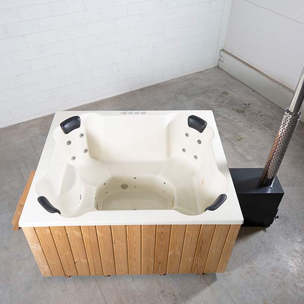 photo 5 in stock wood-fired hot tub quattro